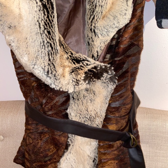 Faux Fur Vest - Picture 11 of 14